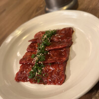 炭火焼肉ホルモン うしごろ 中目黒店 - 厳選ハラミ