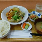 小さな食堂 ヒロ - 日替わり 小いわしと野菜天ぷら定食 (税込)700円 (2023.06.06)