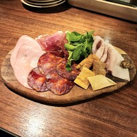 MAKIBI - 