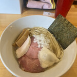 Niboshi Ramen Kawamura - 煮干らーめん（正油）僕はこれが一番好き。濃厚も塩も旨いけど、この正油はずば抜けてる。