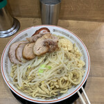 豚山 - 大豚（麺かため、ニンニクマシマシ、カラメ）1,150円
