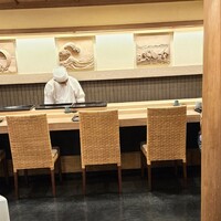 鮨 割烹 駒 - カウンター席