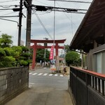 大磯落語茶屋 - 店のアプローチ道路は超狭い