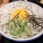 讃岐うどん 伊吹や製麺 - しらす卵めし