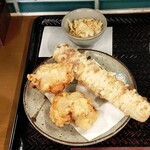 うどん たかしま - ちくわ天(130円）・かしわ天（230円）
