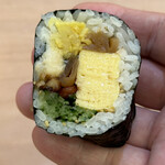 兄弟寿し - 太巻き(卵、胡桃、穴子、胡瓜、沢庵、、干瓢、胡麻)