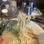 Kappa Ramen Hompo - 麺リフト\(//∇//)\