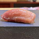 兄弟寿し - 鮪中トロ烏賊醤油漬