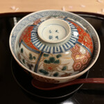 山玄茶 - お食事前の炊き合わせ。器が素敵です。