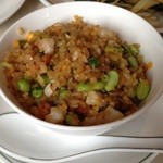 中国飯店 富麗華 - 杏と海鮮のチャーハン