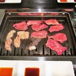 焼肉ダイニング一颯 - ちょっと変ったガス台