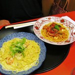 Goemon - トマト・モッツァレラチーズ・バジルのパスタ＆カニ・海老・きのこのクリームソースパスタ