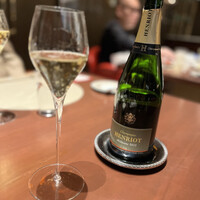 スガラボヴィー - 