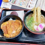 資さんうどん - 