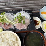 ゆうき食堂 - 地魚クロダイ定食1200円にヒラメえんがわ500円プラス