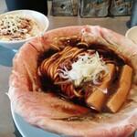 ラーメン 大戦争 - チャーシューはMAX5枚まで！