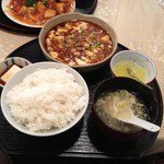 王紀 - 麻婆豆腐定食