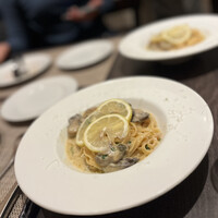 四ツ橋・新町 牡蠣と肉たらしビストロAKIRA - 