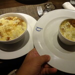 キャトルラパン - 左のが小生用　右が通常サイズ