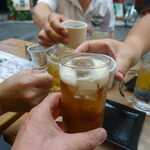 串カツの中村屋 -    《2023年6月某日》居酒屋で意気投合した3人とフラりと立ち寄りテラス席でサク飲み♪