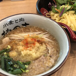 小麦と肉 桃の木 - 