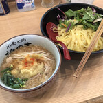 小麦と肉 桃の木 - 量少なめです