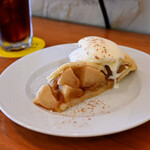 マキネスティコーヒー - アップルパイ@税込748円