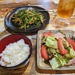 富裕中華料理 - 昼定食（1000円）
