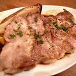 バル デ オピンチョ - 豚肉の火加減もまたスバラシ