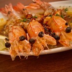 バル デ オピンチョ - これが噂の天使エビ生アヒージョ