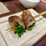 とり囲 - A5 宮崎牛ブリスケの葱巻き