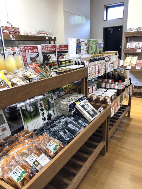 天然温泉もみの木 産直コーナー - 東船岡（その他）の写真