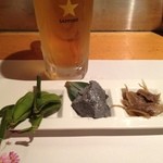 くいものや旬 - くいものや旬・お通し（三郷産枝豆、胡麻豆腐、ごぼうとあさりの煮物）