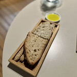 Ristorante Balìce - ⑤パンとグリッシーニ