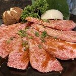 Yakiniku Izakaya Tonton - 