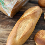 フランスベ－カリー - “ジョン・レノンの愛したフランスパン”