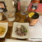 酒肴日和 アテニヨル Little China - お通しが二種類