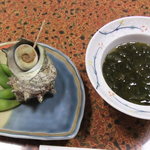 民宿　はぎわら - サザエのつぼ焼き。枝豆。もずく酢