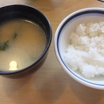 民宿　はぎわら - 味噌汁にはたまねぎ