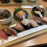 Sushi Yuukan - 生マグロ10種盛り1,600円（税込1,760円）