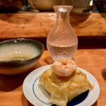 Izakaya Ichi - 海老しんじょ湯葉蒸し　400円