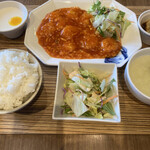 中国火鍋専門店 小肥羊 - 今週入りランチ（エビチリ定食）