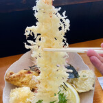 どとう ぜにや  - どデカいえび天！Σ( ˙꒳​˙  )