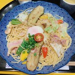 Youmenya Goemon - イベリコ豚と夏野菜づくしのよくばりスパゲッティー（醤油バター）1,280円（税込）