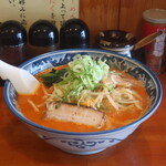 小松屋 - 激辛味噌らーめん＋野菜ミックス