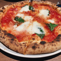 The Kitchen Salvatore Cuomo 三宮 - マルゲリータ、香が良い⭕️