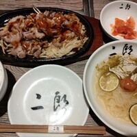 焼肉&手打ち冷麺 二郎 KANAYAMA - 