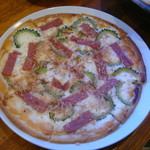 島のごちそう いるむてぃや - ゴーヤとポークの和風ピザ