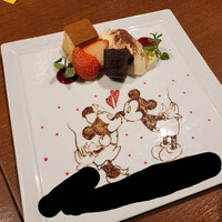 トラットリア イル レガーロ - 