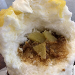 こひる庵 - 中にはココナッツキャラメルとパインコンポート